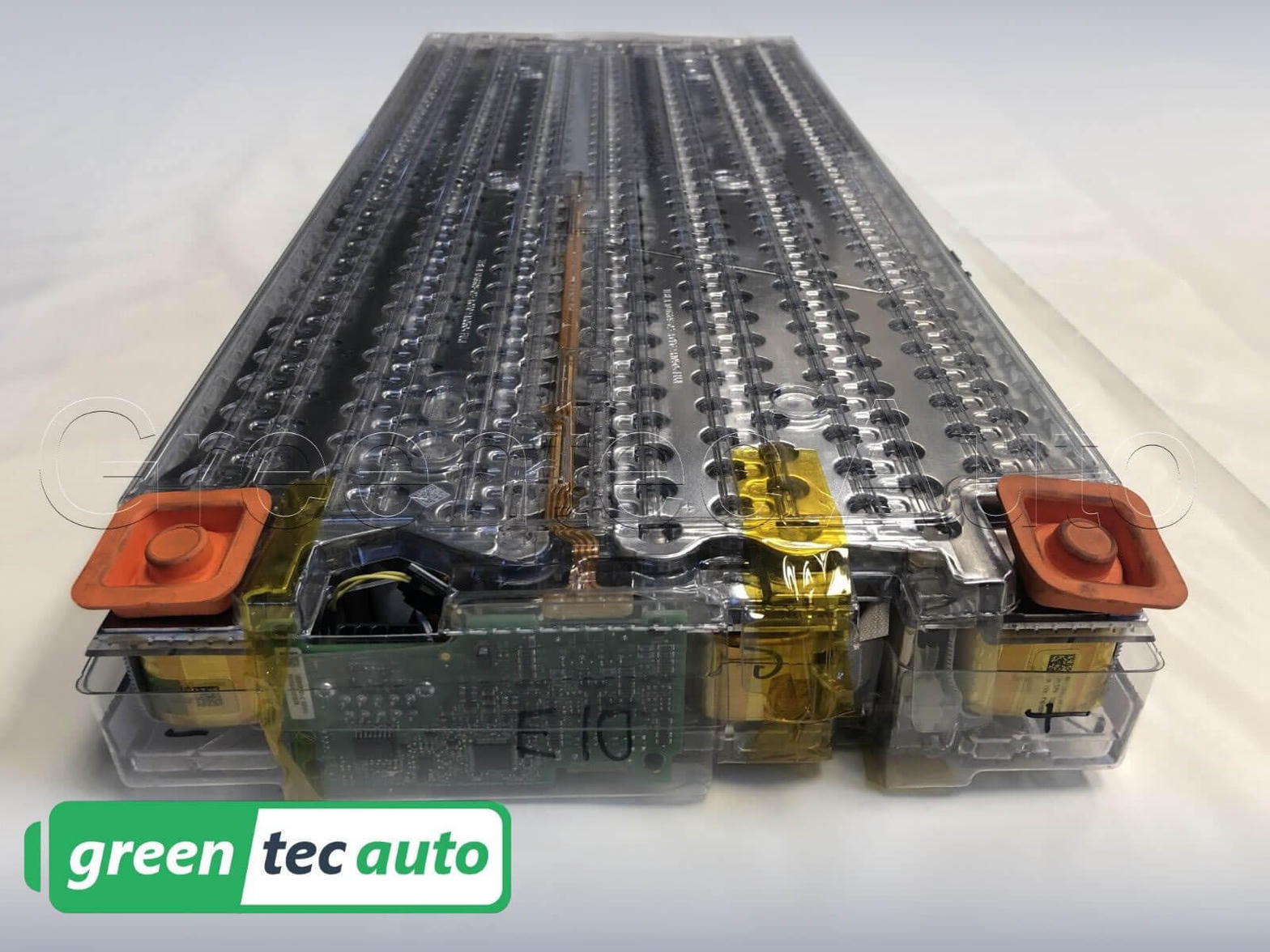 Classic Tesla Model S module showing BMB at the end and six brick groups